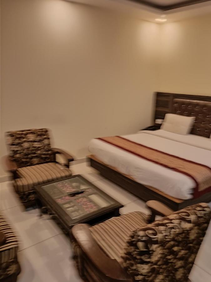 Hotel Aerotech Near Igi Airport นิวเดลี ภายนอก รูปภาพ
